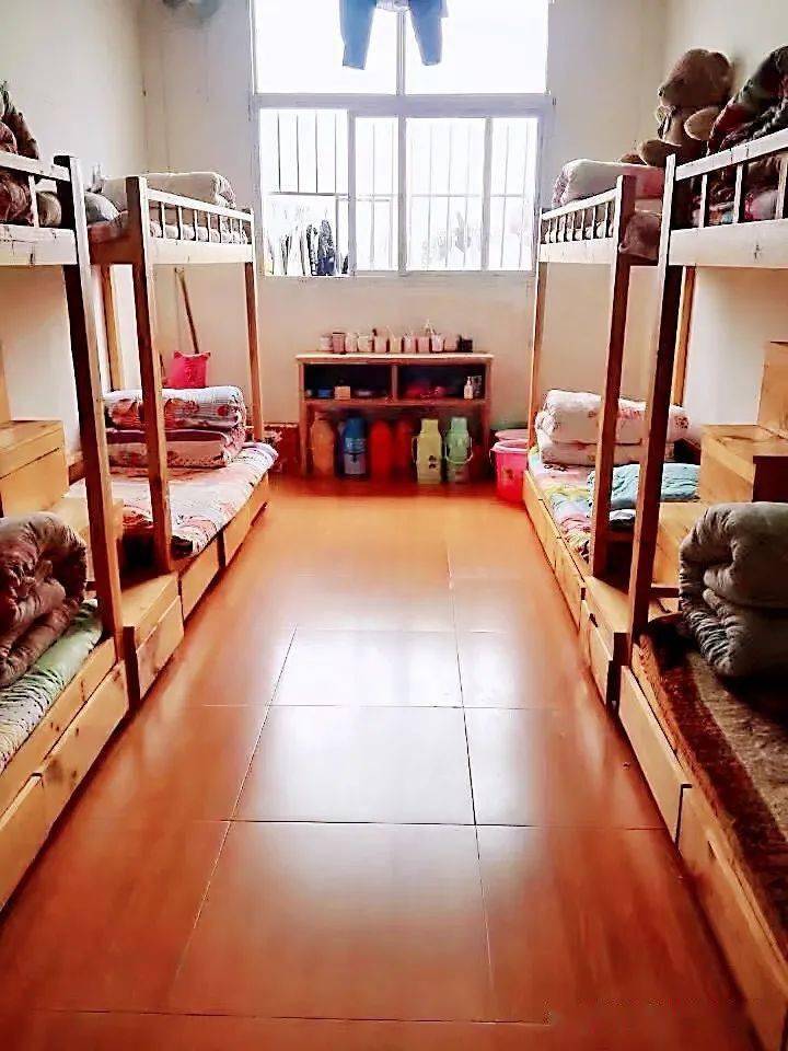 ‘JDB电子游戏官网’
华森中学2020级新生9月1日入学指南(图11) ‘JDB电子游戏官网’
华森中学2020级新生9月1日入学指南(图11)