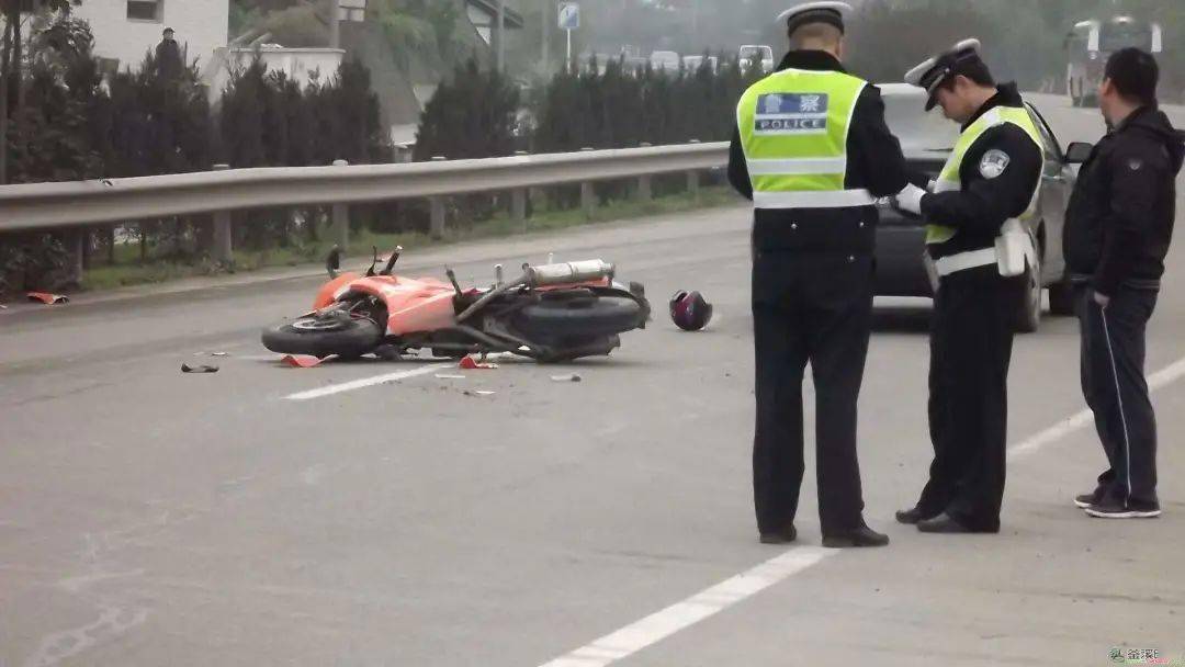 JDB电子试玩网页版:
曝光!富顺不守交通规则行为曝光 这期又是谁上榜(图20) JDB电子试玩网页版:
曝光!富顺不守交通规则行为曝光 这期又是谁上榜(图20)